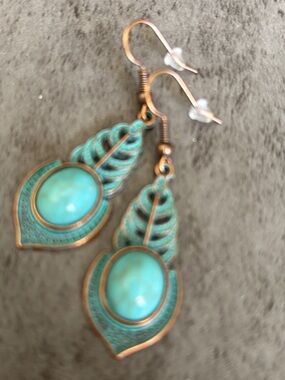 Turquoise Teardrop Leaf Dangle Earrings - Jewelry